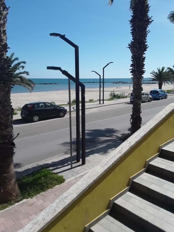 Il Nido Del Gabbiano - Riviera Adriatica Villa Martinsicuro Exterior foto